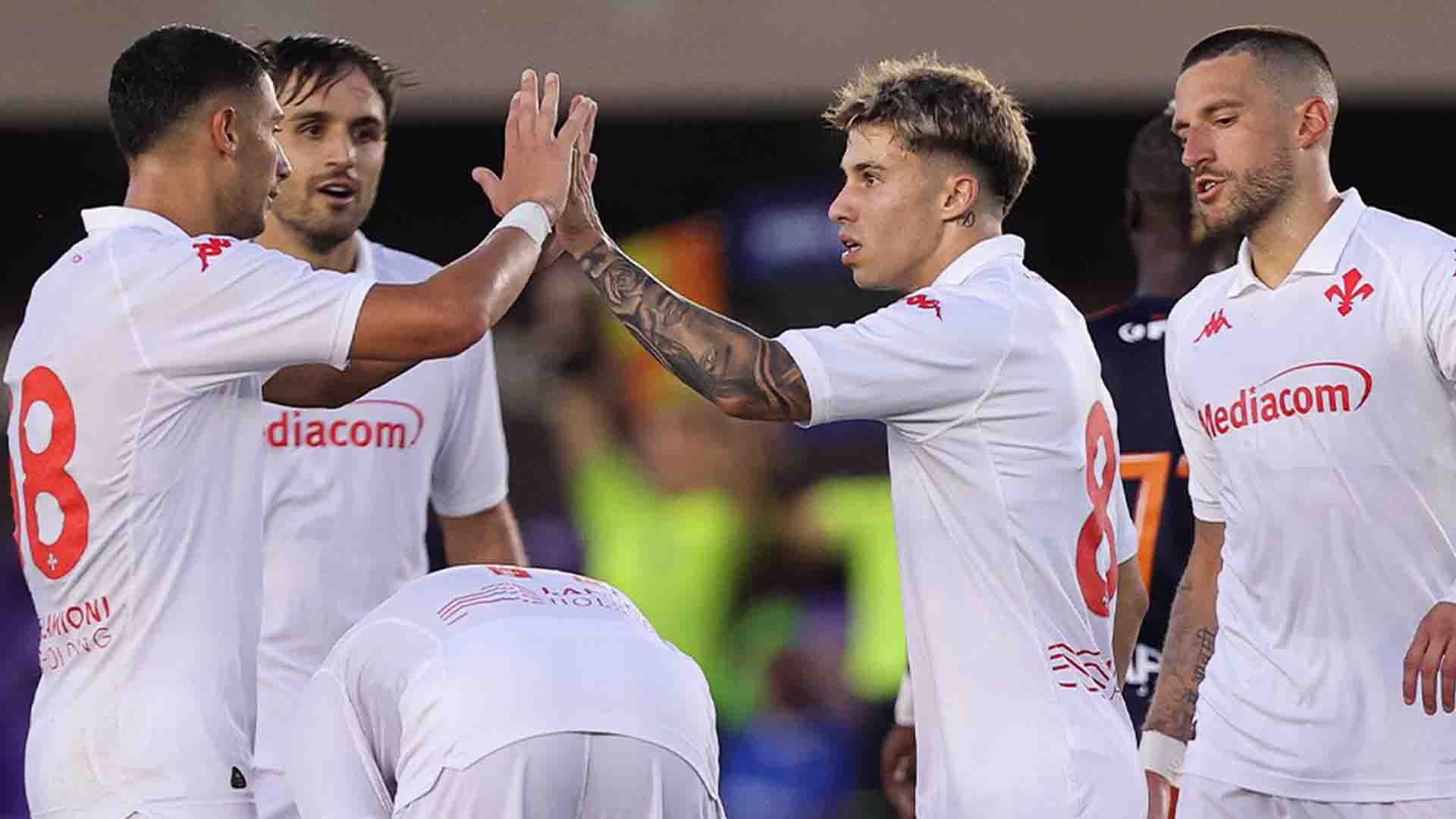 Fiorentina Gelar Latihan Tertutup Jelang Laga Penting